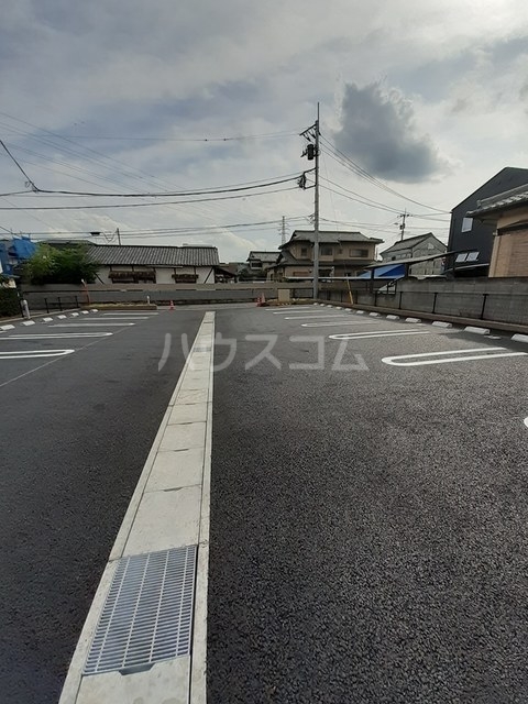 15/27 駐車場