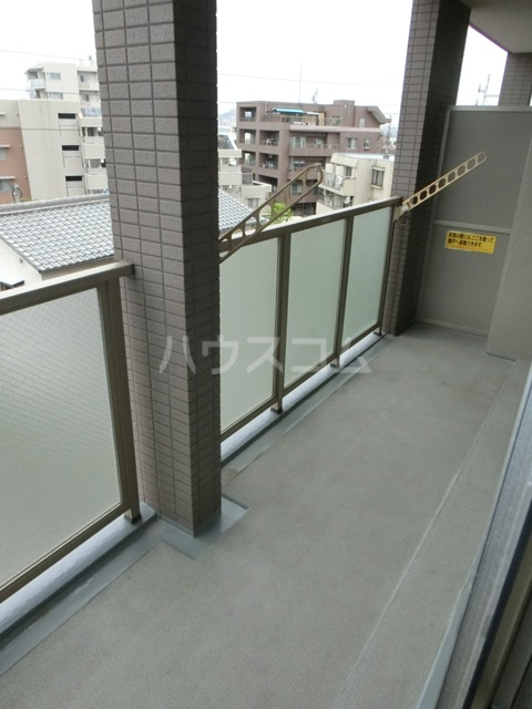 21/30 バルコニー