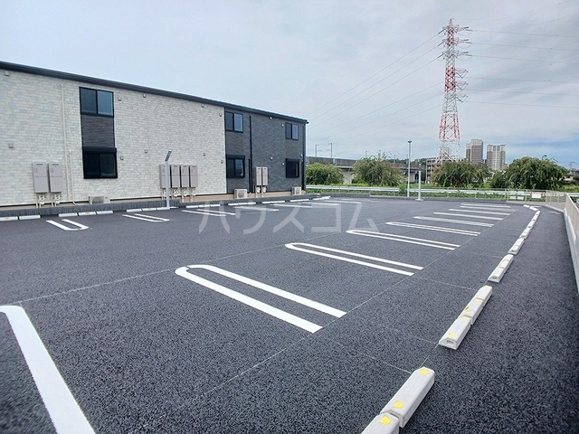 14/20 駐車場