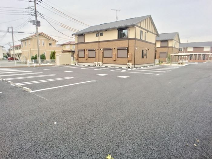 20/27 駐車場