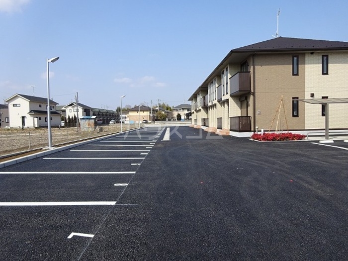 19/23 駐車場