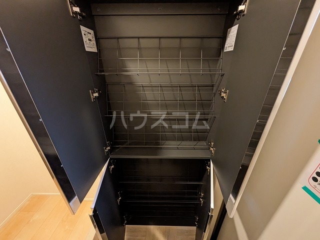 13/30 収納