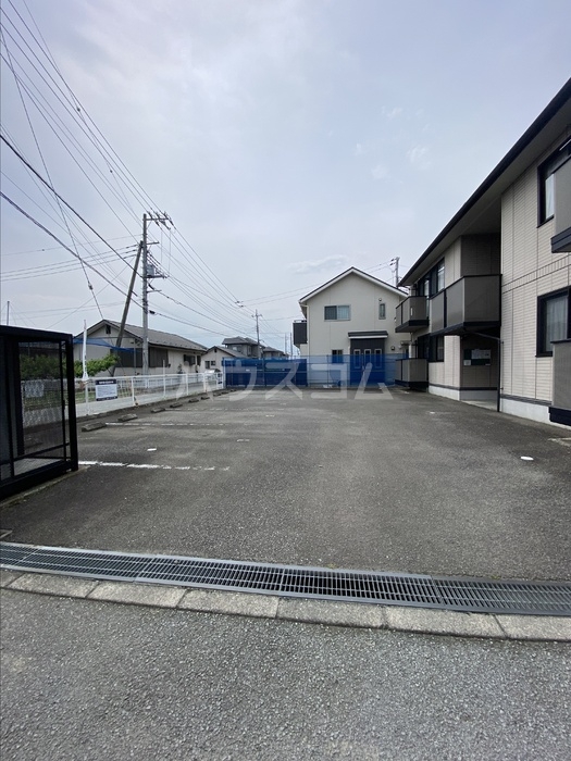22/22 駐車場