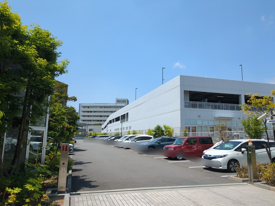 28/30 駐車場