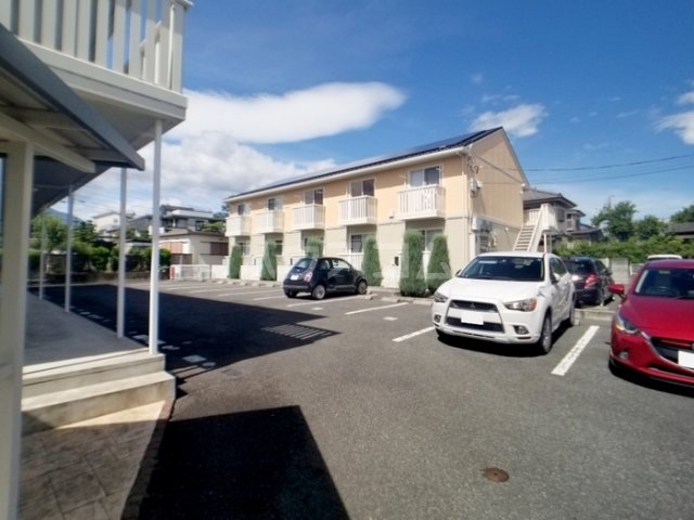 2/2 駐車場