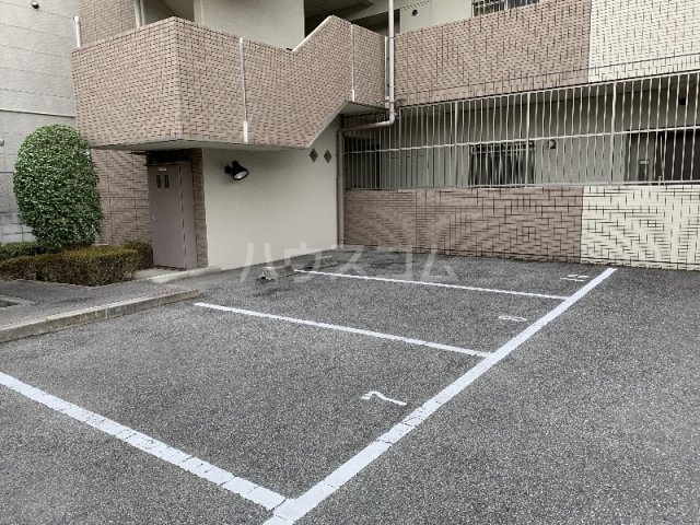 29/30 駐車場