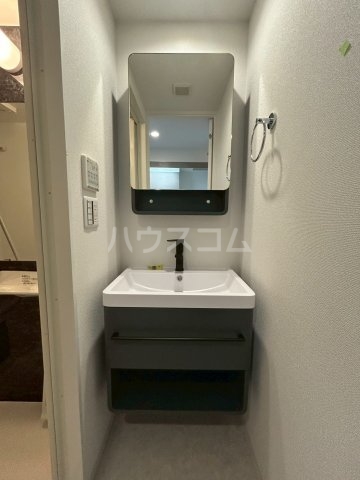 15/30 洗面