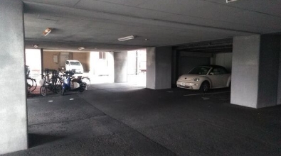 13/20 駐車場