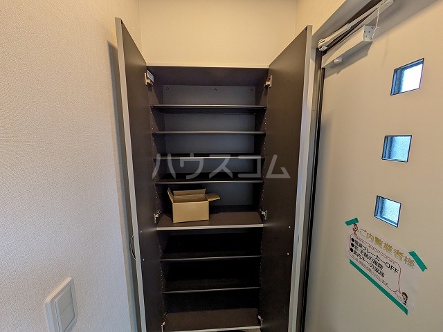 17/30 収納