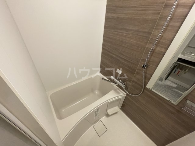 14/30 浴室