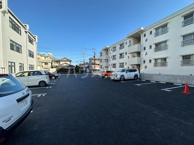 24/28 駐車場