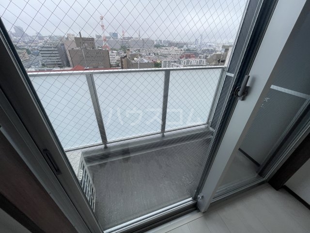23/30 バルコニー