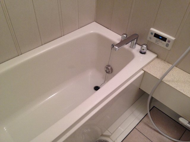 14/30 浴室