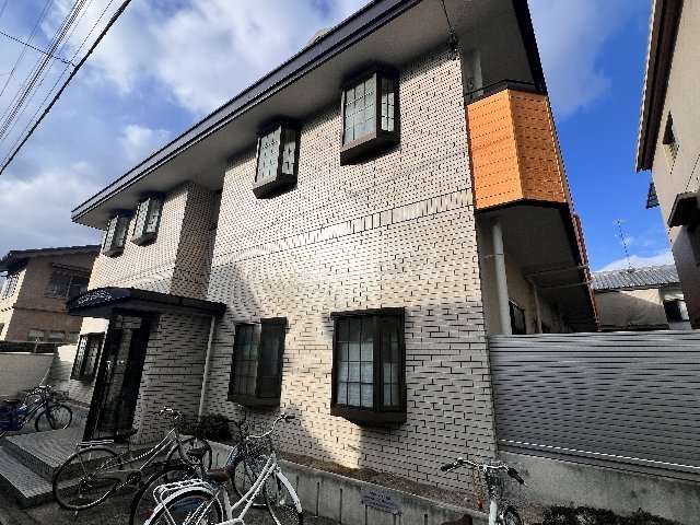 2/4 外観
