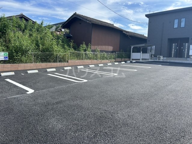 25/30 駐車場