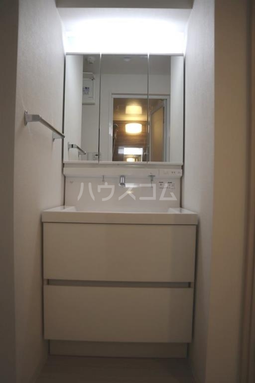13/30 洗面