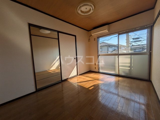 寝室
