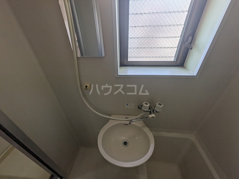 13/30 洗面