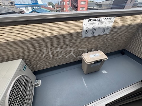 13/23 バルコニー