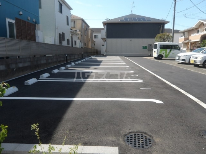 17/26 駐車場