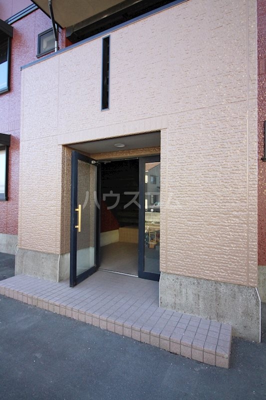 17/18 エントランス