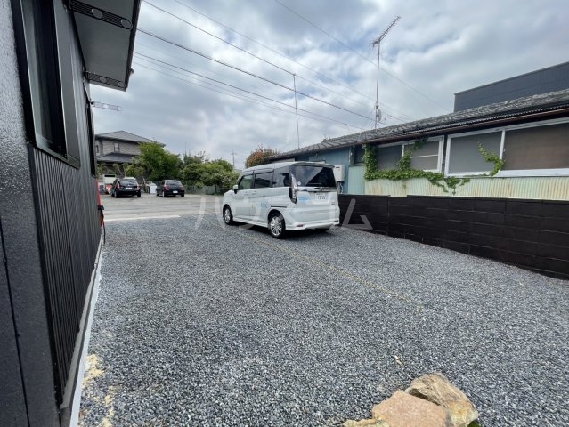 3/5 駐車場