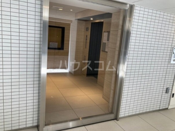 29/30 エントランス