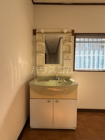 19/28 洗面