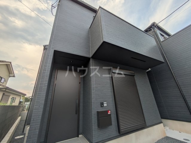 2/30 外観