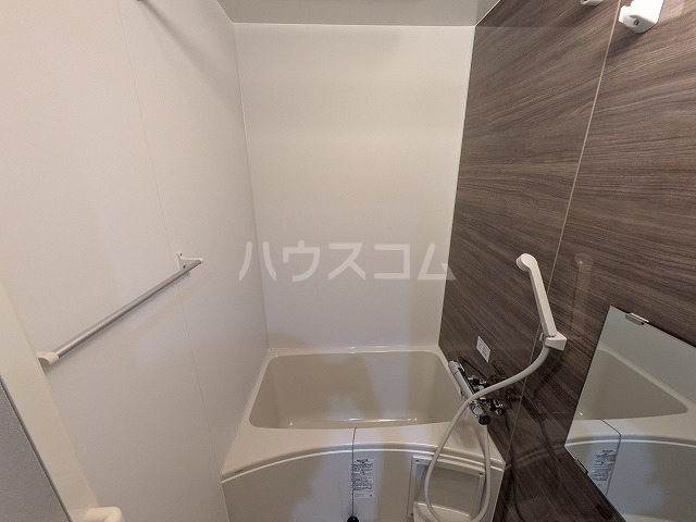 16/30 浴室