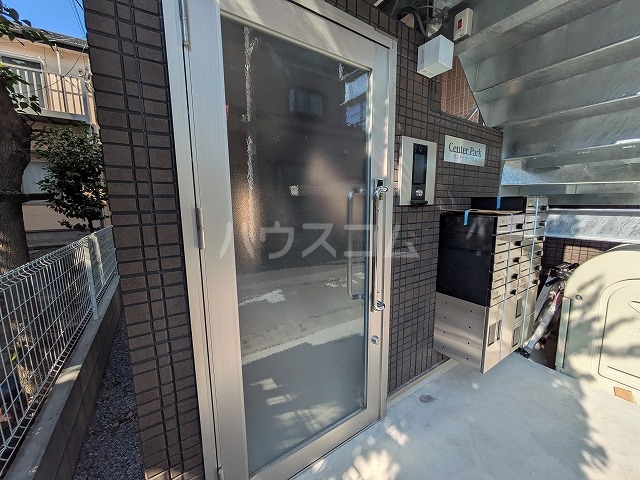 29/30 エントランス