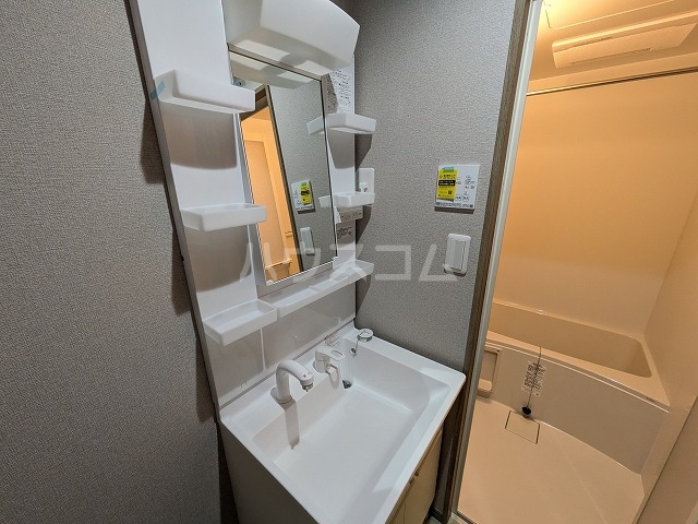 17/30 洗面