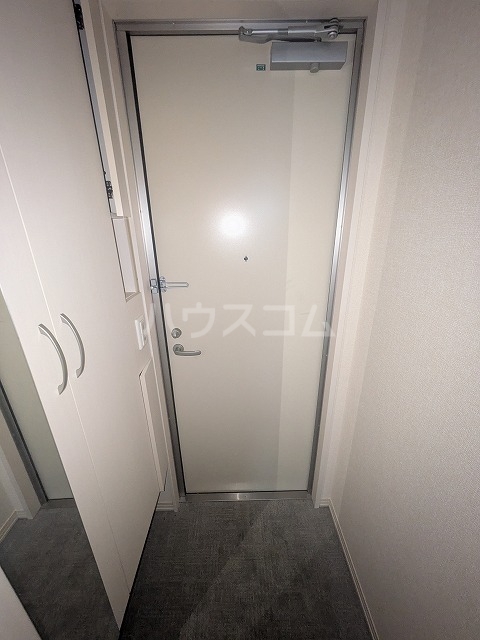 14/30 玄関