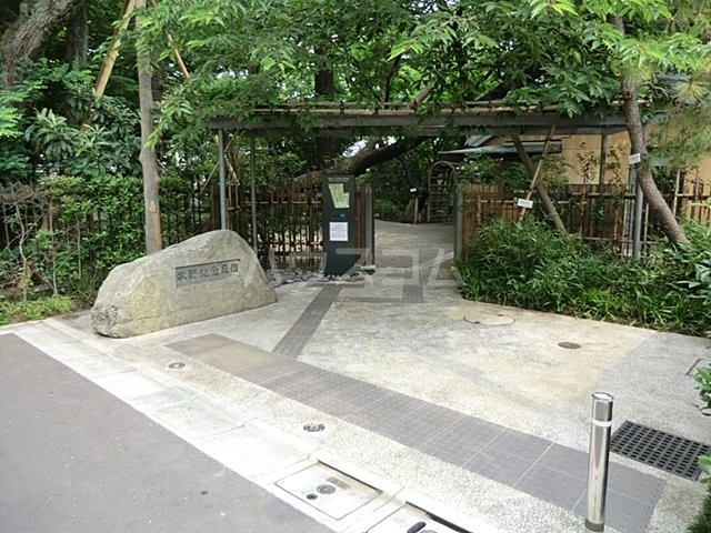 28/30 エントランス