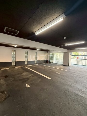 24/30 駐車場