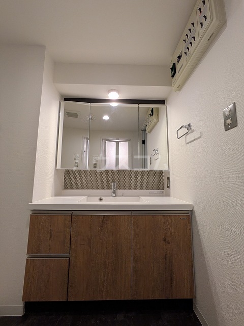 20/30 洗面