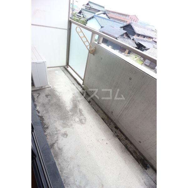13/20 バルコニー