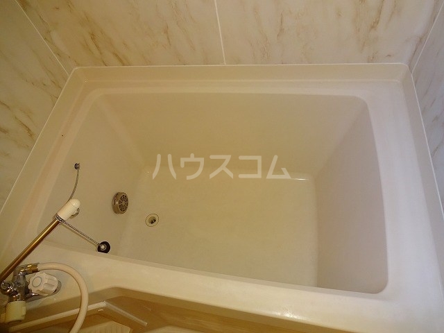 18/30 浴室