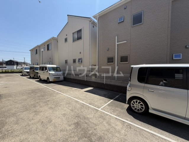 3/5 駐車場