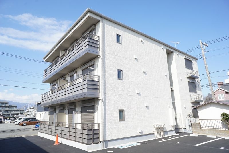16/26 駐車場