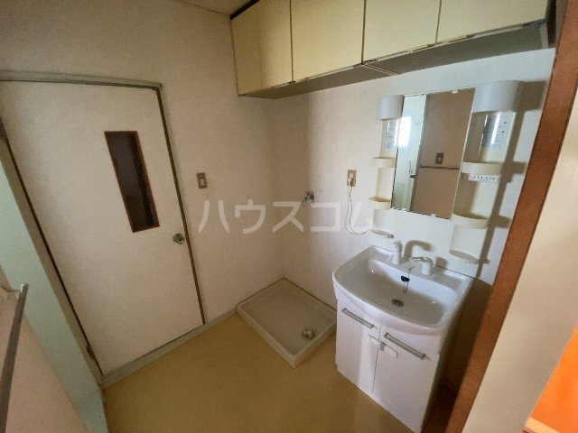 16/28 洗面