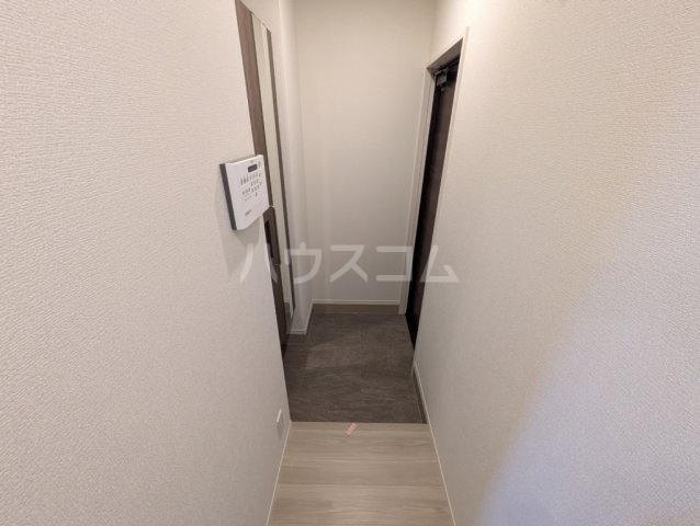 14/30 玄関