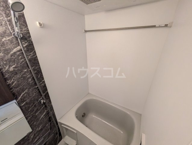 18/30 浴室