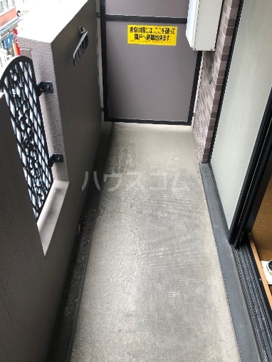 20/30 バルコニー