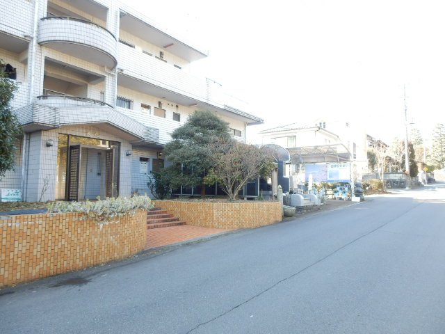 2/30 外観