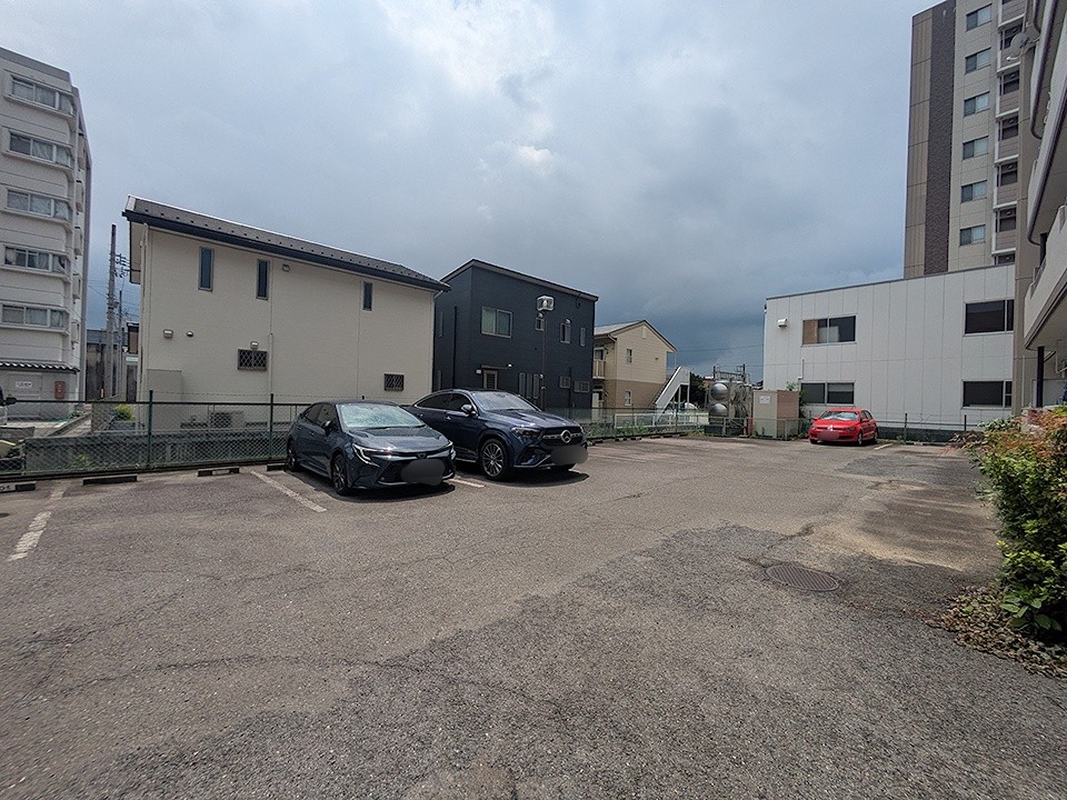 5/5 駐車場