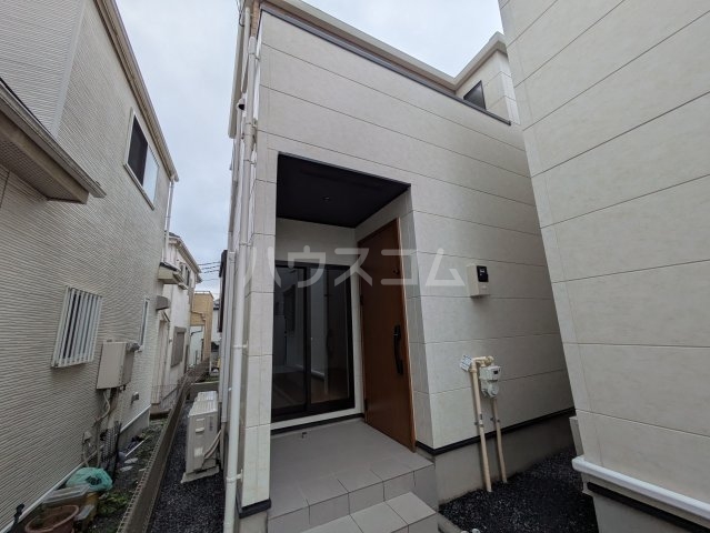 2/30 外観