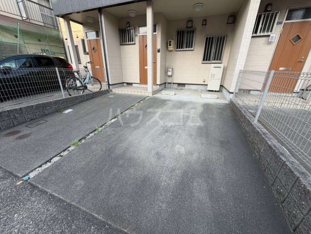 21/29 駐車場