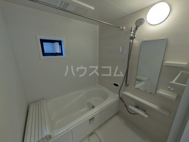 17/30 浴室
