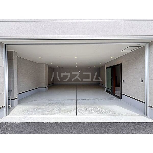 2/3 エントランス